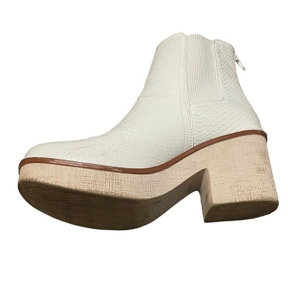 Pierre Dumas women's platform Boots, white croc SZ‎ 10, side zip block heel euc - Picture 1 of 10
